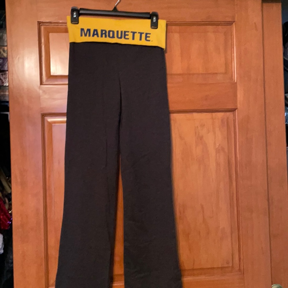 Yoga pants (NWOT)